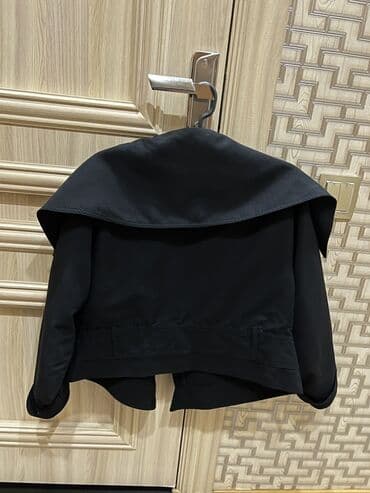 демисезонные куртки с капюшоном: Ветровка куртка, M, L — 2