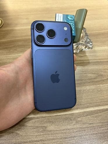 yeni iphone 7: IPhone 17 Pro, 256 GB, Mavi, Zəmanət — 3