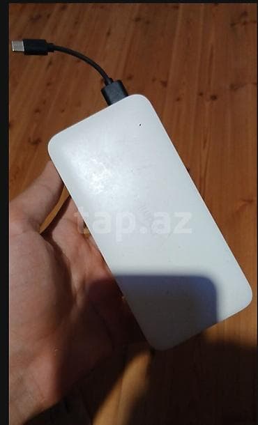 Powerbank – ağ rəngli, kompakt korpus gündelik istafade powerbank hec — 2