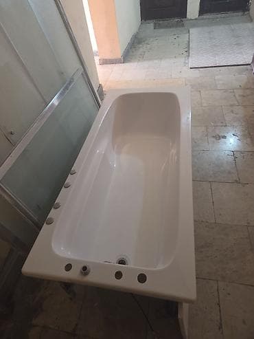 Cakuzi kabinaları: Hidromasaj funksiyalı akril vanna + şüşə duş kabinası paneli - — 2