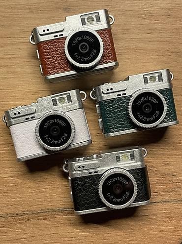 pulsuz uce: Mini 1080P Kamera – retro fotokamera Xüsusiyyətlər: - Video çəkilişi — 1