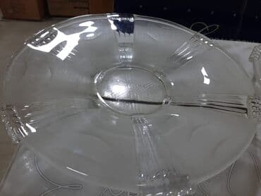 salat qabı: Şüşə qablar dəsti - 3 ədəd kvadrat formalı sallad/süfrə qabı: 2 — 4