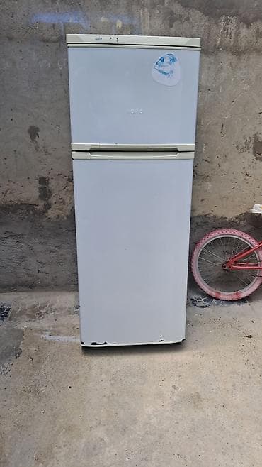 printer satilir: Iki kamerali soyuducu - Üst hissədə ayrıca dondurucu bölmə - Aşağıda — 6