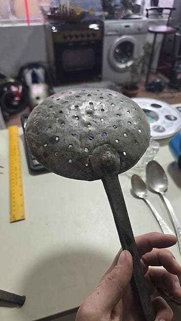 aksa generator: Məhsul: Dəmir süzgəc qaşıq (skimmer) Təsvir: - Material: Tamamilə — 4