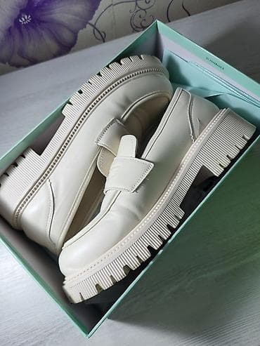 deri canta: Qadın loaferləri – GeLeiLa - Model: GeLeiLa loafer - Rəng: krem/ağ - — 4