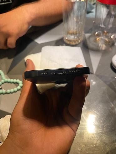iphona 6 plus: IPhone 15, Qara — 2