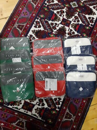 yay geyimləri instagram: Içi geniş bölməli apteçka — 1