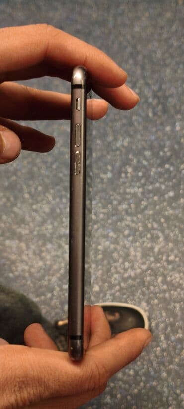 iphone 2 g: IPhone 8, 64 GB, Black Titanium, Barmaq izi — 6