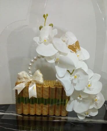 toy nişan xonçaları: Hədiyyə şokolad çantası endirimdə 55 yox 45 azn.Çatdırılma var.Sifariş — 1