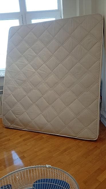 Iki neferlik matras satilir. Çarpayisi istikbaldan idi. Eni 1.80