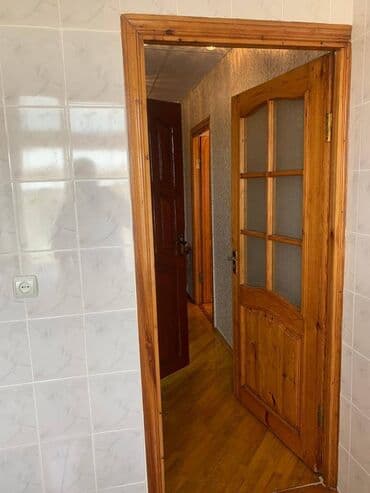 qarayev obyekt: Qaraev metrosuna yaxin 5 mertebeli binanın 5-ci mərtəbəsində — 16