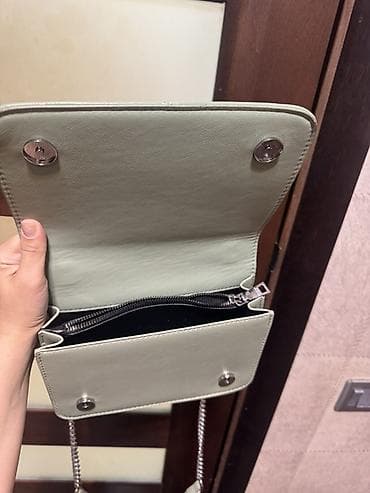 ulduzlu sep: Çiyin çantası, Prada, Yeni — 5