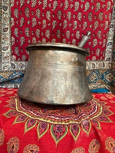 Əl işçiliyi mis/kahkeşan qabı – oyma naxışlı - Material: mis (qamış