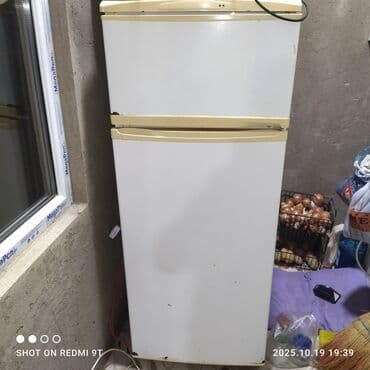 скупка бу холодильников: Salam soyuducu işləkdir heç bir problelmi yoxdur alt hissəsində pası — 3