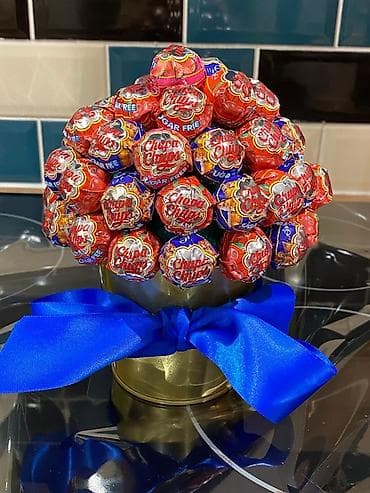 qebir ustu guller: Məhsul: Chupa Chups konfet hədiyyə kompozisiyaları Təsvir: - Rəngarəng — 7