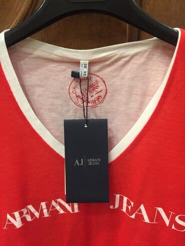 zara xs: Original armani kofta,xs razmer,yenidir,etiketkasi ustunde.Hediyye de — 3