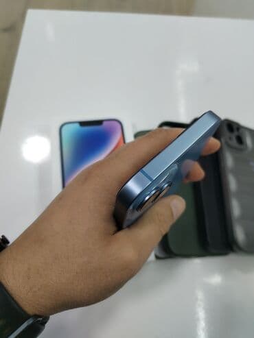 telefon iphone 16: IPhone 13, Mavi, Simsiz şarj — 3