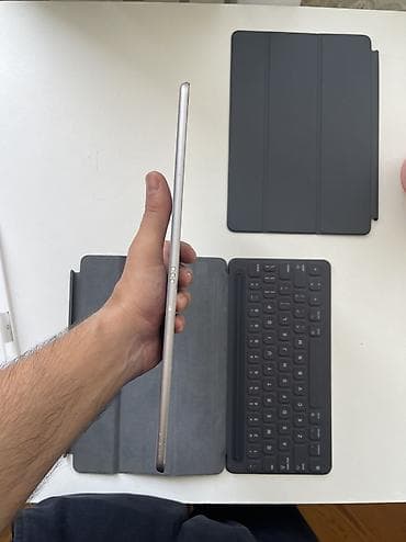 en ucuz ipad pro: Ipad pro 10.5 2017 64 gb Zavoddur ustada olmayib Ustunde original — 8