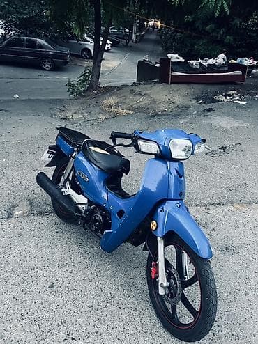 Moto ideal veziyyetdedir Her seyi teze deyisib tekerler stoplar