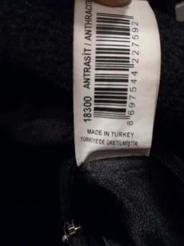 дождевик купить в баку: Palto. Qarali seri rəng təmiz yun. Kapsonkasida var. İstəyəndə — 6