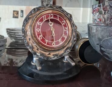 duvar saatlari: Qedimi Mayak Saat — 1