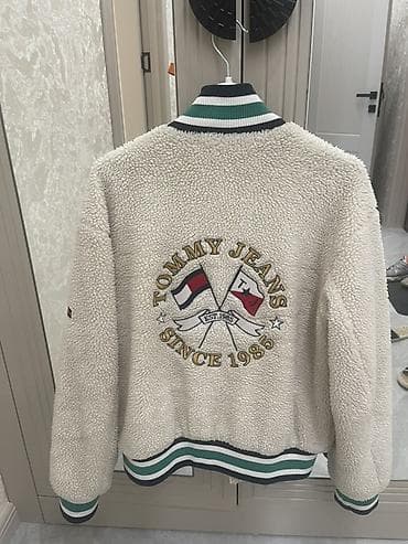 Верхняя одежда: Tommy Jeans kişi/junior sherpa bomber gödəkçəsi - Material: yumşaq — 4