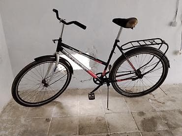 32 lik velosiped: 28 lik velasipeddi tekce sidenka narahatdi qalan her weyi islekdi otur — 4