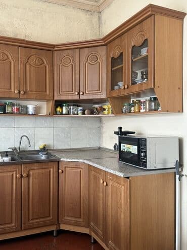 1 otaqli heyet evi: 7 otaqlı, 168 kv. m, Kredit yoxdur, Orta təmir — 10