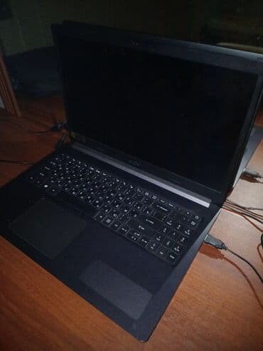 netbuk: Acer 15.6 ", AMD Ryzen 5, 1 TB — 2