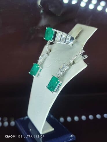 gumuş əşyaları: Dəstə daxildir: Üzük, Sırğa, Gümüş, 925 Əyar — 3