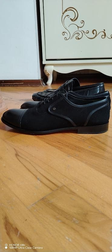 ayaqqabı kişi üçün: Klassik kişi ayaqqabısı - Rəng: qara - Model: bağcıqlı, kap-toe — 1