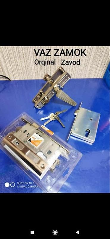 xalca kilim: Vaz zamok Rusun orginal super keyfiyəət karopkaynan istəyən olsa cuzi — 1