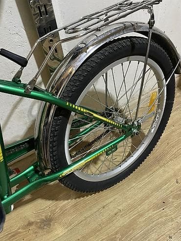 vele: STELS qatlanan velosiped. Yaşıl rəngli, kompakt ölçülü şəhər tipli — 5