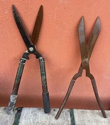 Mexaniki əl alətləri: Bağçılıq və ustalıq alətləri dəsti Tərkib: - Əl mişarı – taxta və — 3