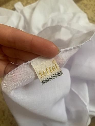 kofta qadin: Qadın şərfləri və yaylıqlar dəsti
Bonelərin ikisi 5 manat — 3