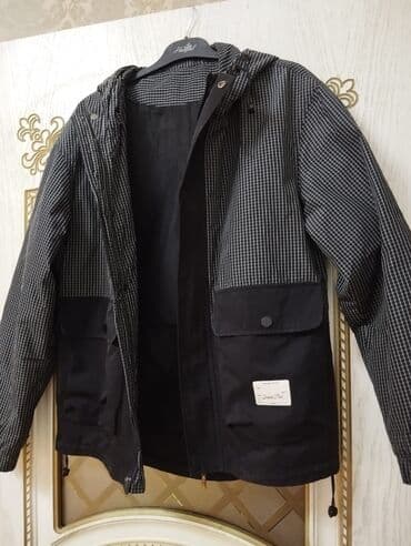 Kurtka 38 M razmer 3 4 dəfə geyinilib lalafo.az -da Kurtka 38 M razmer 3 4 dəfə geyinilib