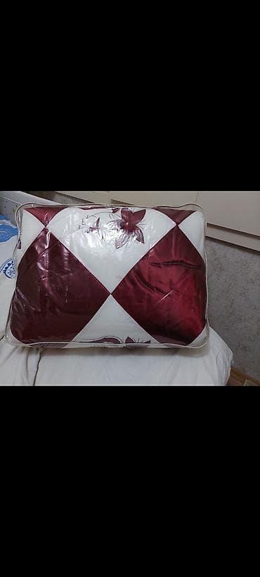 Yataq üçün Yeni Yataq örtüyü