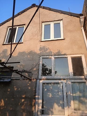upd ev: Coratda ev satıram 5 otaq yarım sot həyəti — 2