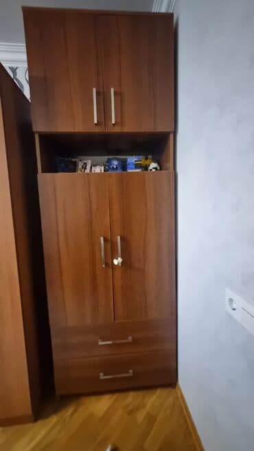 Bağ, çöl mebeli: İşlənmiş, Kupe, 2 qapılı Düz dolab, Şifonyer — 5