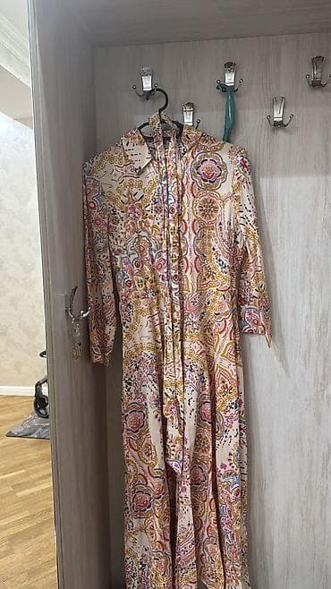 donlar ucuz: - Qızılı parlaqlığa malik, tünd boz-qızılı tonlarda, tək çiyinli gecə — 7