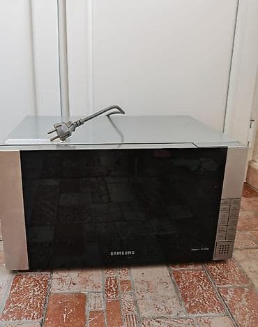 soba borusu: Afa✅Mikrovalnovka Samsung Tam işlək vəz.120 AZN
Montin*afa 1965 — 1