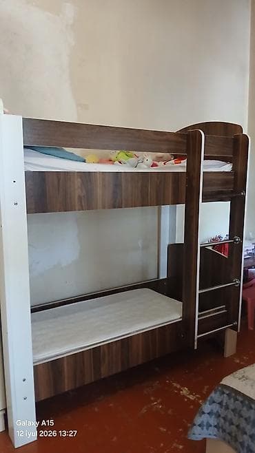 Дом и сад: İki mərtəbəli uşaq/yataq çarpayısı - Material: ağ-qəhvəyi laminat — 2