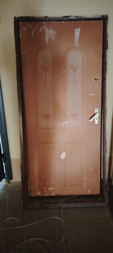 çöl qapılar: Для квартиры Б/у Входная дверь Самовывоз — 2