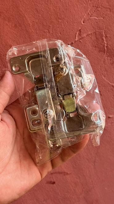 ayna qapi: Mebel petlesi yenidir pacqasi 3 azn. 4,5 pacqa qalib Mebel qapıları — 2