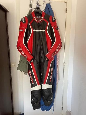 apornu: IXS bir parça motosiklet kombinezonu - Marka/model: IXS Racing — 1