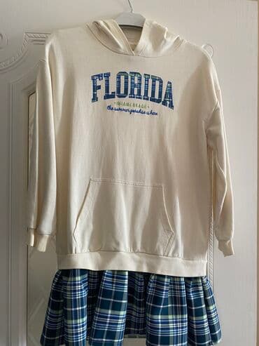 leopard uşaq paltarları: Lc Waikikiden alinib, cemi 1 defe geyilib. Razmer 9-10 yaş — 2