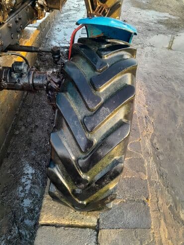 диски на зимнюю резину хендай элантра 2006: Belarus 892 traktoru - Marka/model: BELARUS 892 (mətn və emblemlər — 4