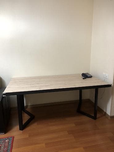 Kompüter masası, Açılmayan, Laminat, Dördbucaq masa