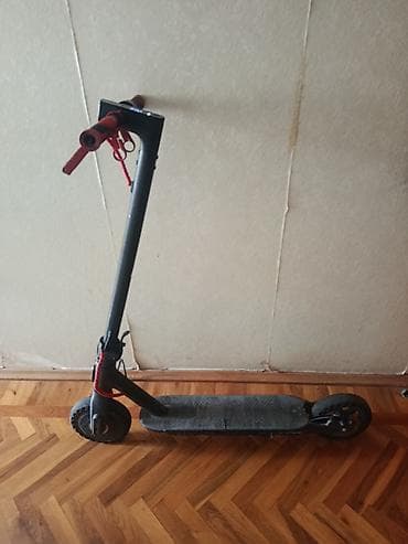 skuturlar: İşlənmiş Elektrik samokat 8", ≤ 250 Vt, 36 - 45 km/s — 1
