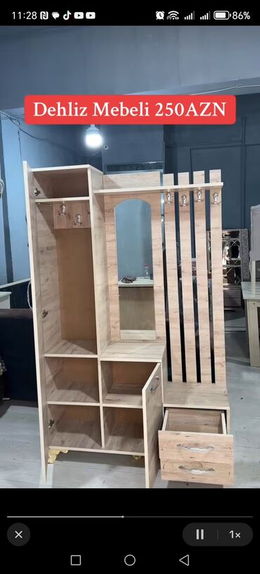 стильная прихожая мебель: Распашной, 3 двери Прямой шкаф, Шкаф в прихожей — 8